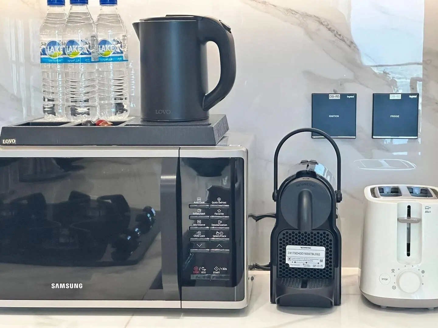 Ferienwohnung Trendy 1Br In Jvc Balcony, Pool & Parking Dubai Apartment