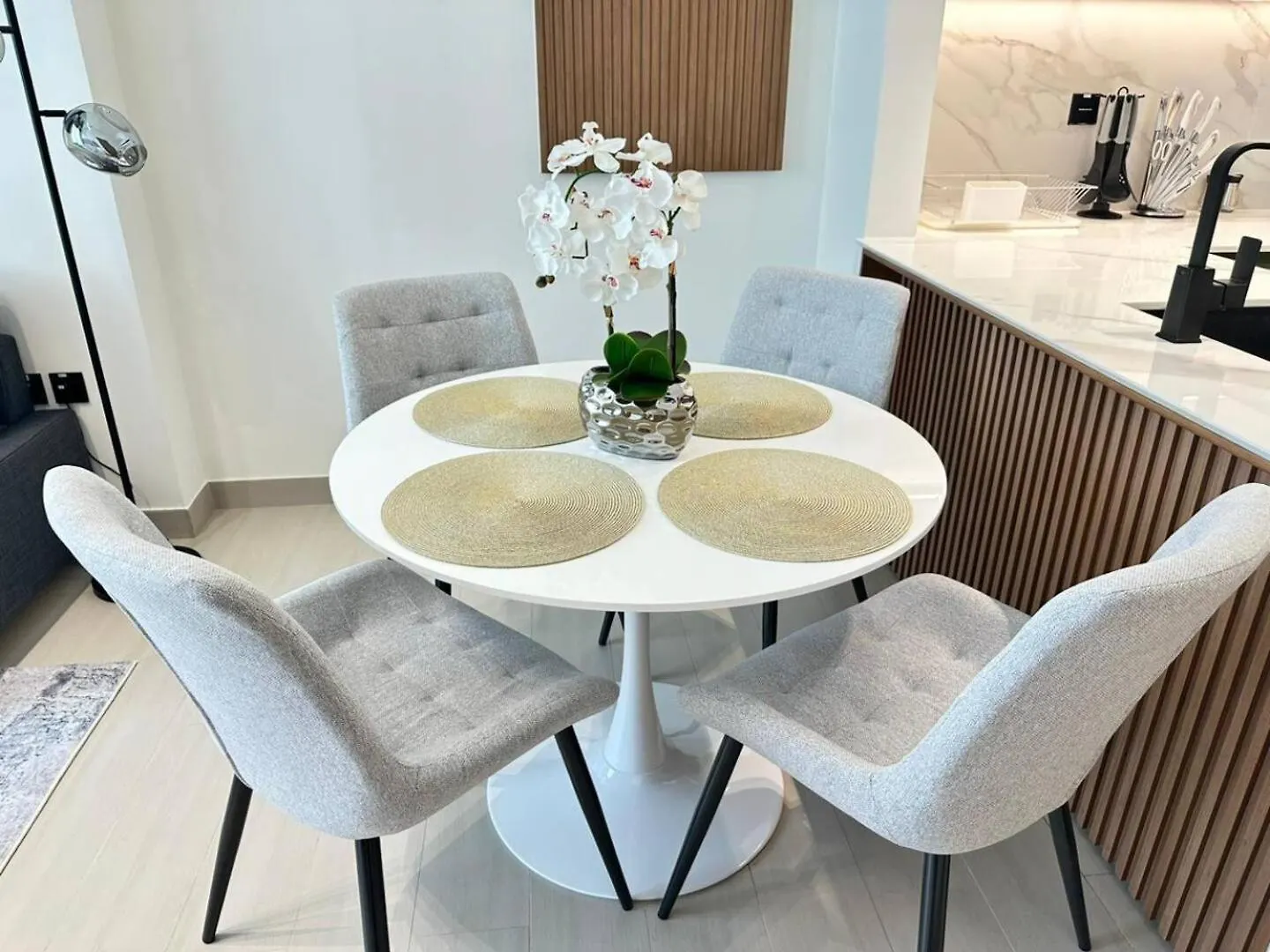 Apartment Ferienwohnung Trendy 1Br In Jvc Balcony, Pool & Parking Dubai