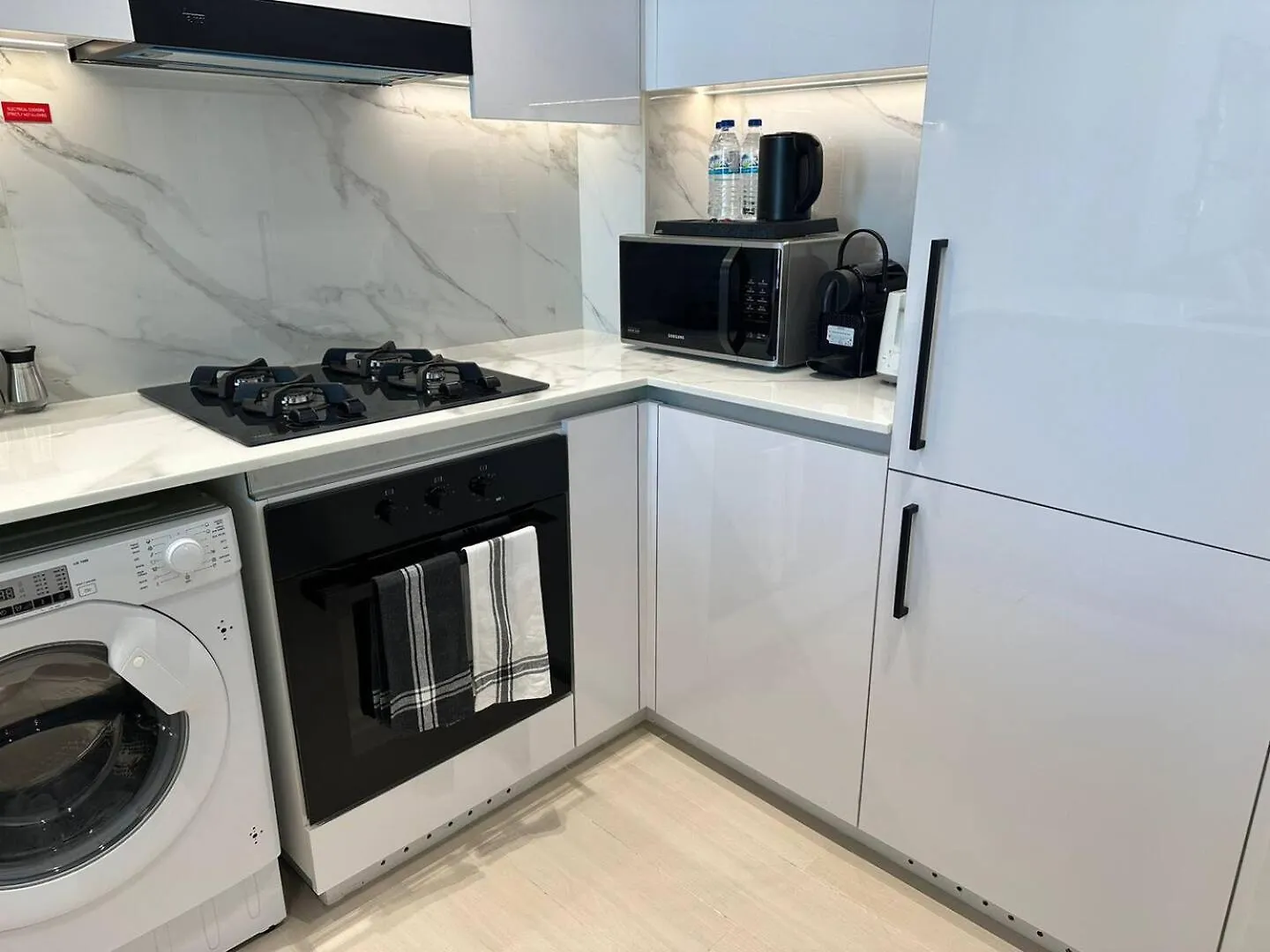 Apartment Ferienwohnung Trendy 1Br In Jvc Balcony, Pool & Parking Dubai