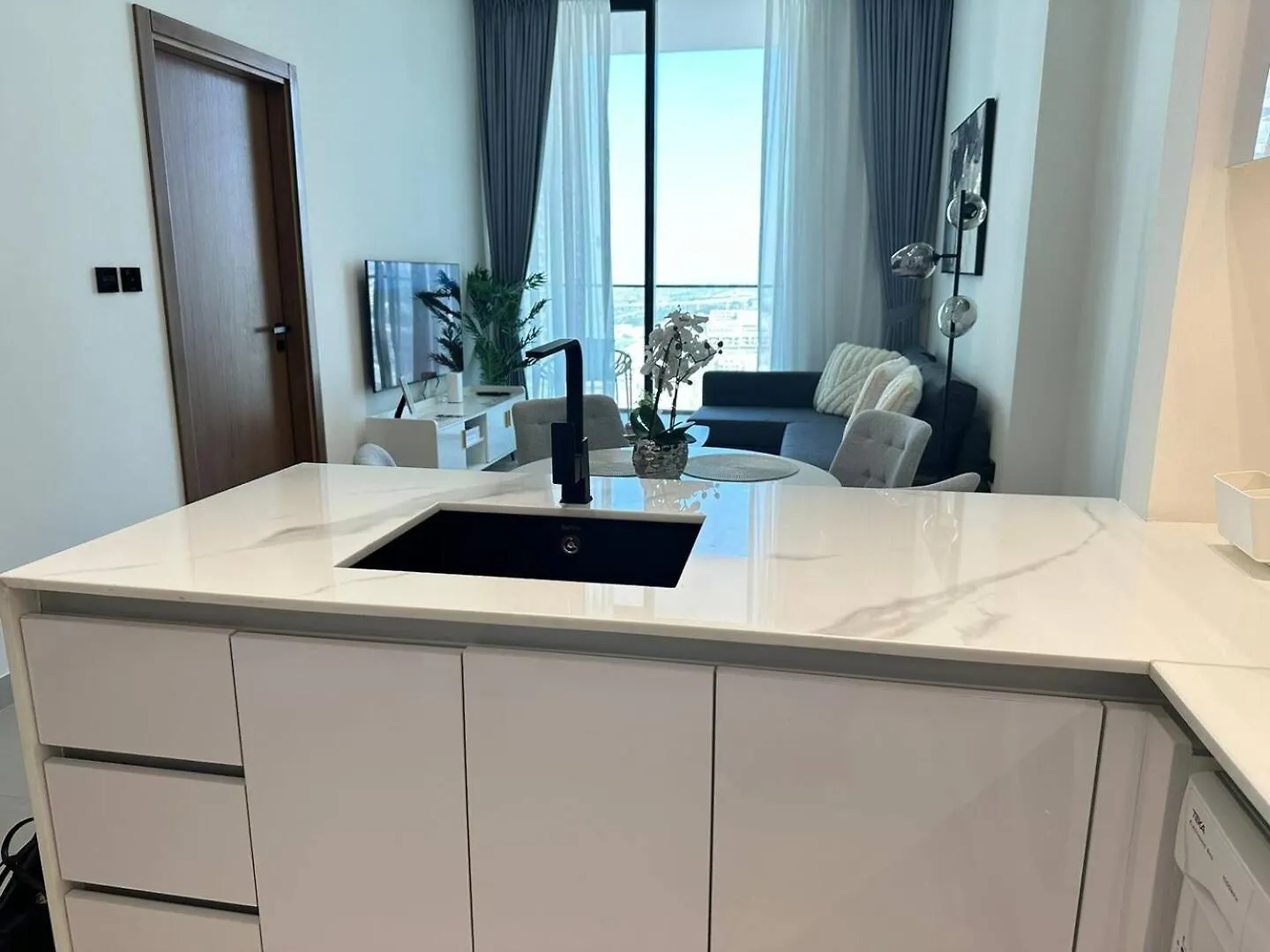 Apartment Ferienwohnung Trendy 1Br In Jvc Balcony, Pool & Parking Dubai